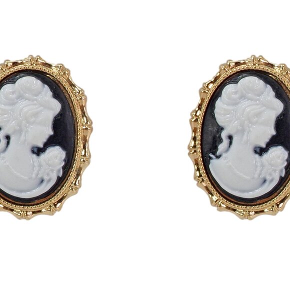 Oval cameo earrings in black and white in a Victorian gold frame setting - Picture 2 of 7